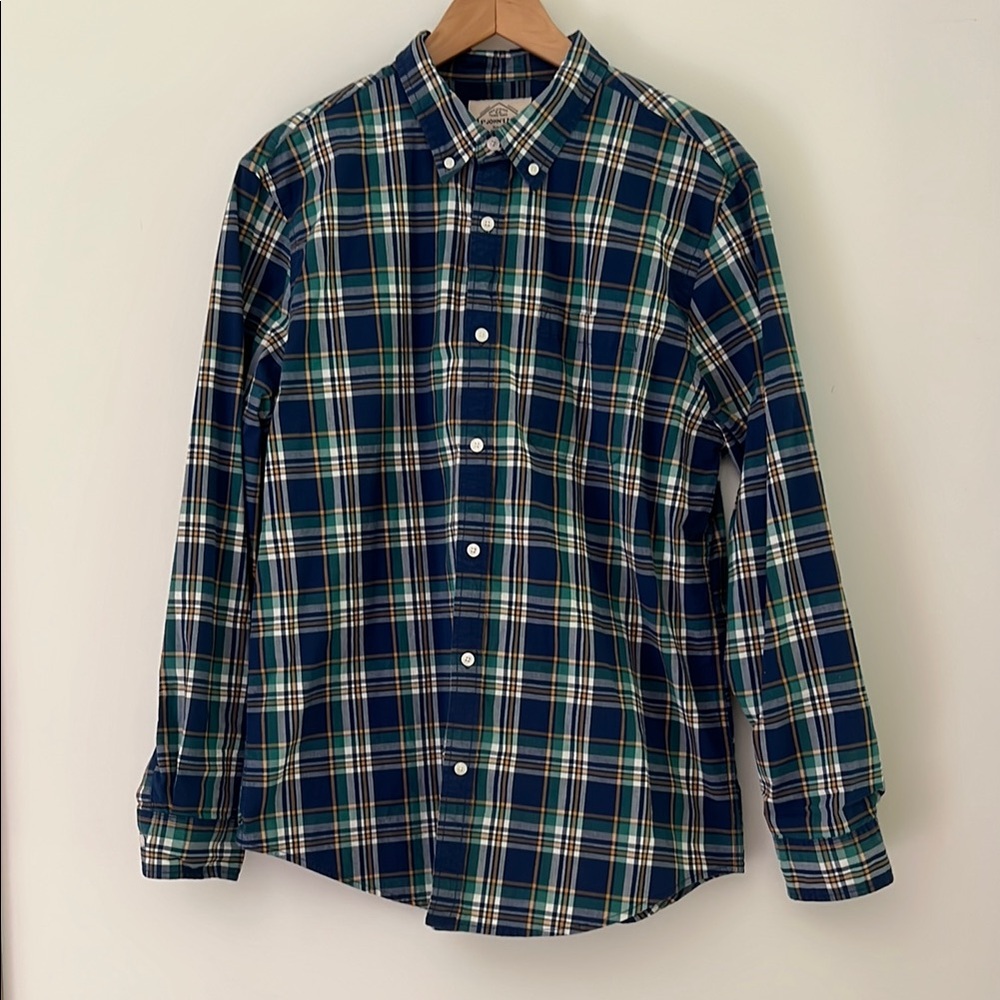 St John’s Bay plaid shirt L